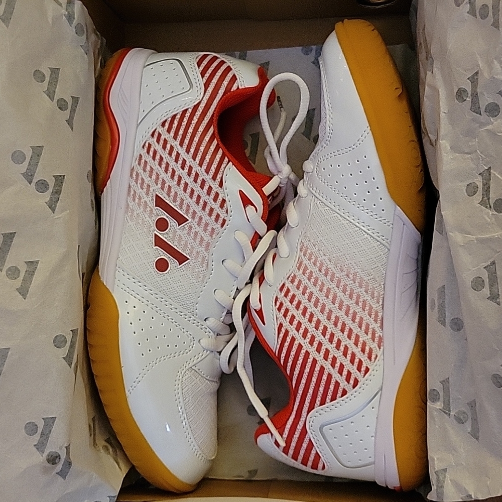 Lefus Pickleball Volleyball lightweight sneaker indoor court white red Sz 9…New